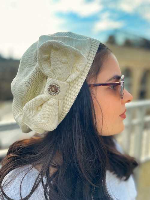 JACQUARD CREAM BERET WITH BOW